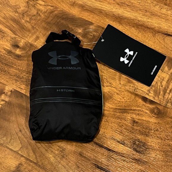 Under Armour Loudon Full Size Packable Backpack (20L) - Black - Picture 4 of 6